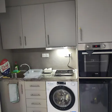 Apartmán Modern Cozy Vergian 2 Min From The Agioi Theodoroi (Corinthia)