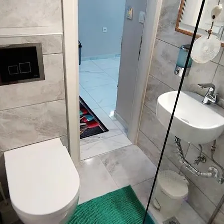 Apartment Modern Cozy Vergian 2 Min From The