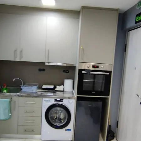 Modern Cozy Vergian 2 Min From The * Agii Theodori