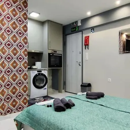 Modern Cozy Vergian 2 Min From The Agioi Theodoroi (Corinthia)